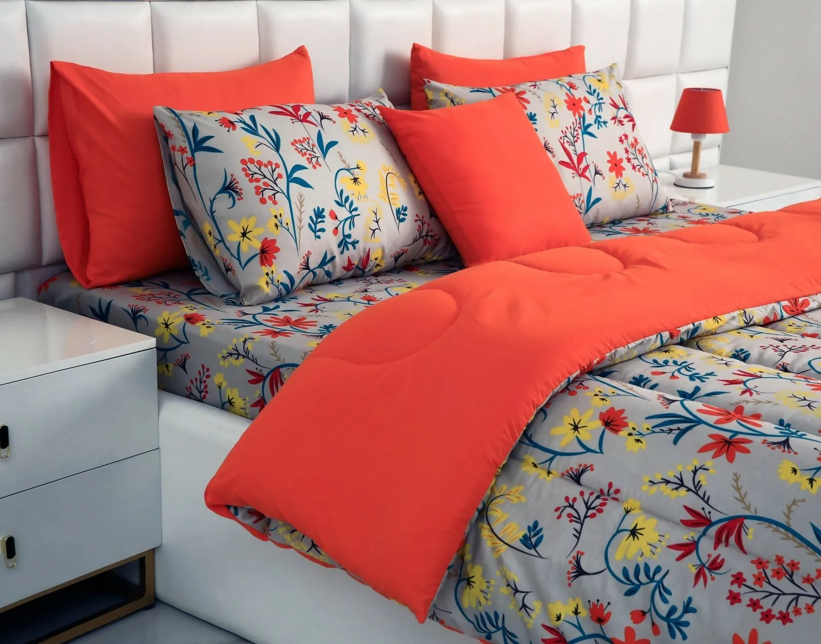 8 PCs Winter Comforter Set-14927 Orange Lilly