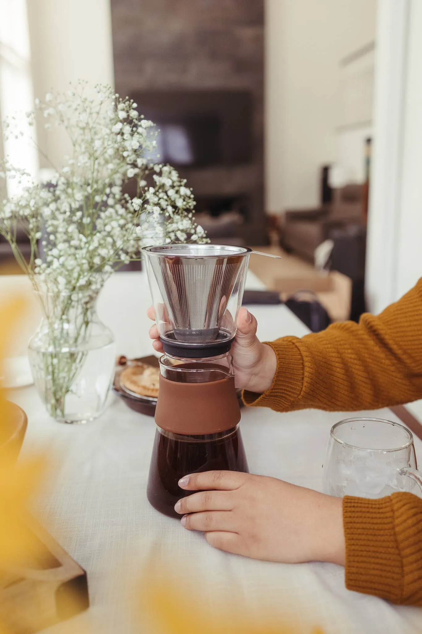 GROSCHE Amsterdam Pour Over Coffee Maker with Stainless Steel Filter