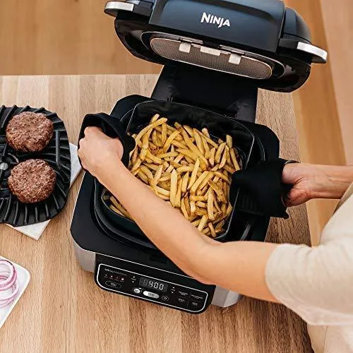 Ninja Foodi 5-in-1 4-qt. Air Fryer, Roast, Bake, Dehydrate Indoor Electric Grill (AG301), 10" x 10", Black and Silver